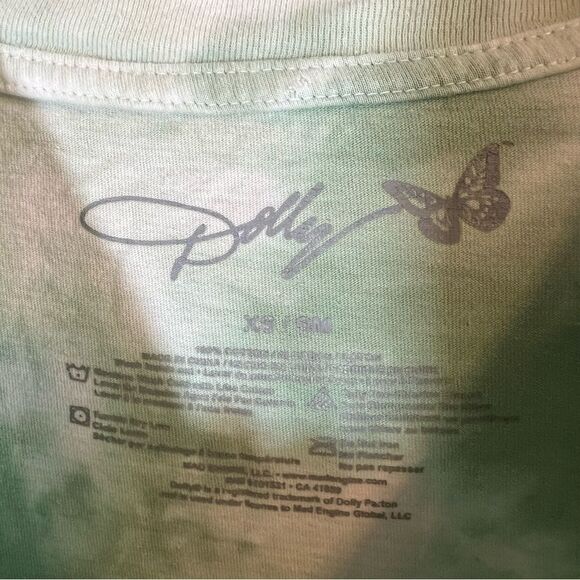 ✨ Dolly Parton Green Tie Dye What Would Dolly Do Shirt XS/S - Picture 6 of 10
